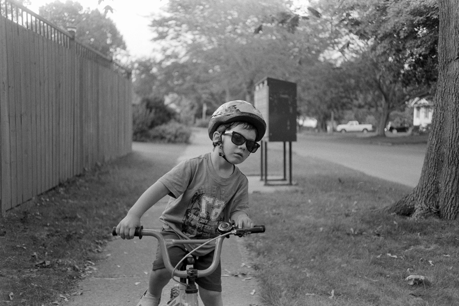 Captured on Kentmere 400 film with Leica M4 and Summaron 35mm, scanned using Film Carrier MK1 and Fuji X-T3 with 60mm macro lens