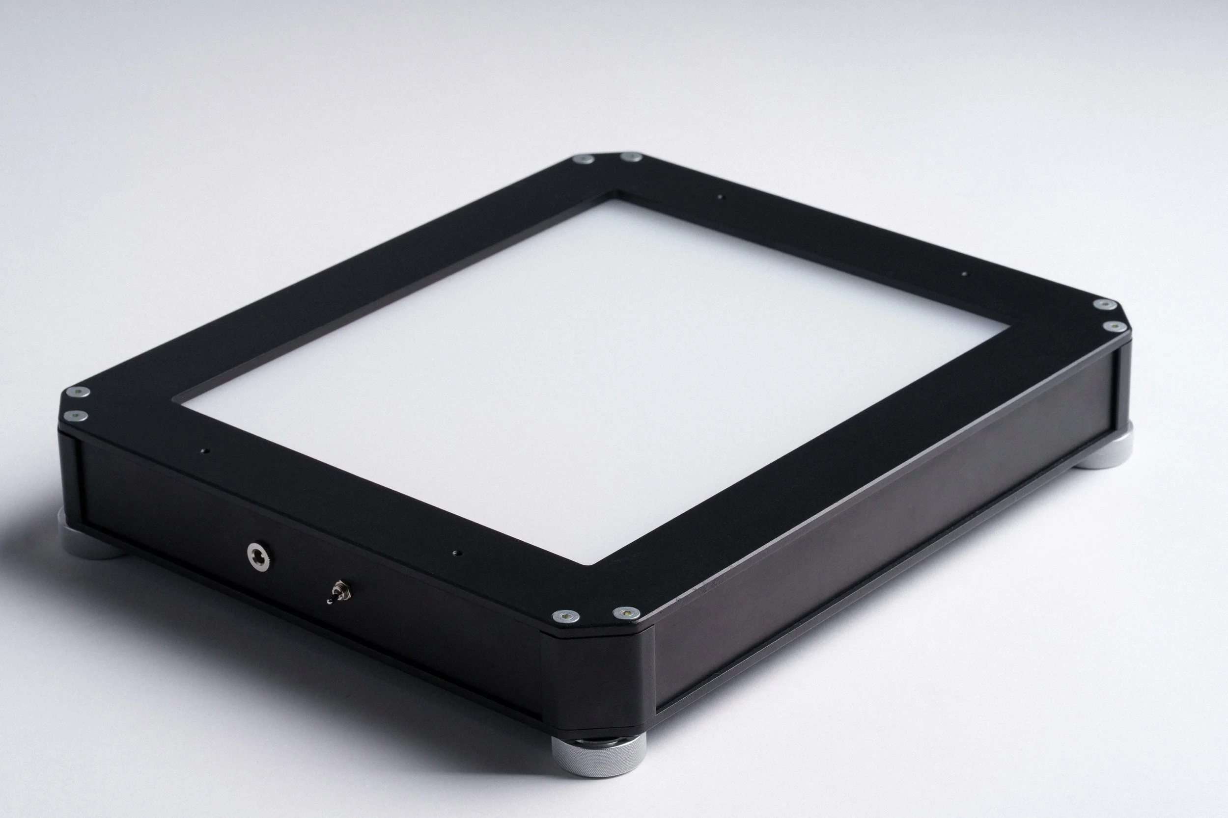 810PROKITM2_ECOM_1-Edit_NS-Web_.jpg