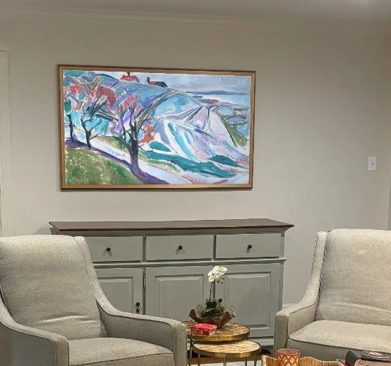 We&rsquo;re loving how this Frame TV and artwork complement the room. It blends seamlessly into the design and truly feels like part of the space.