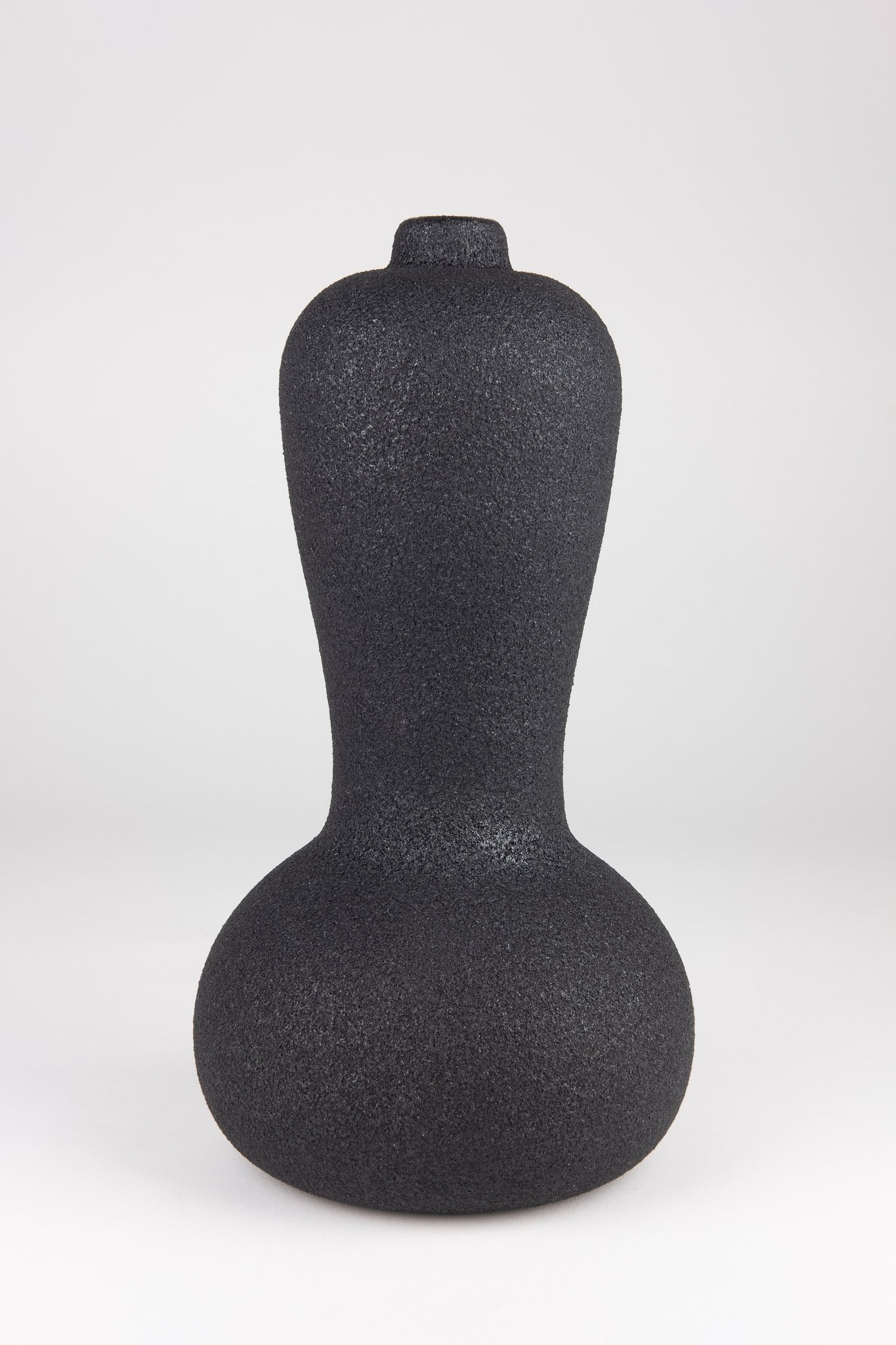 BlkGourd1 25hx13w.jpg