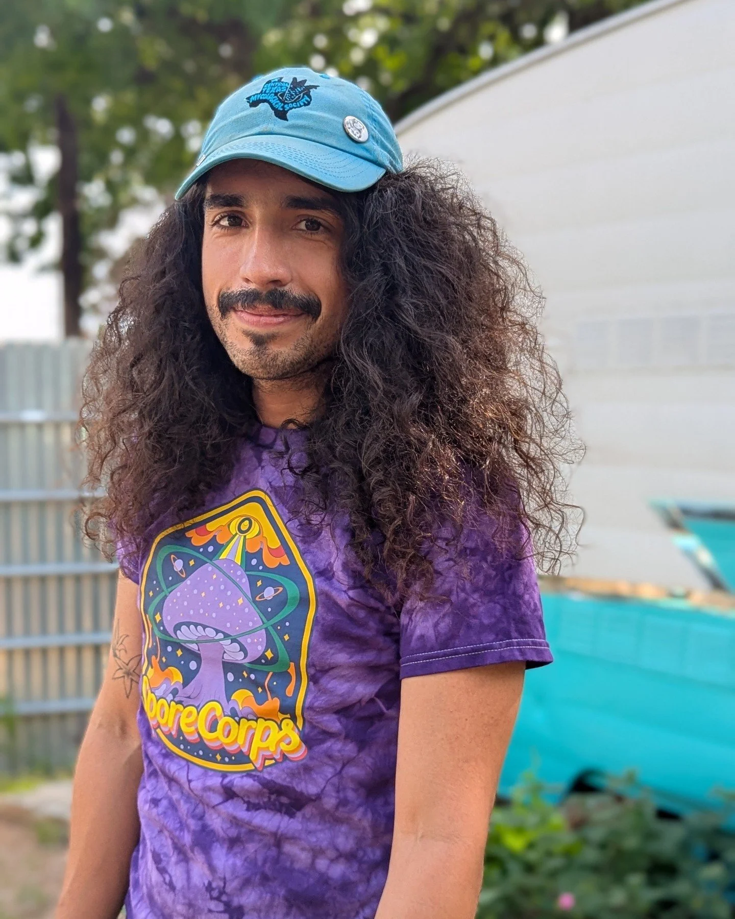 👾☄️🌈🚀⚡♾ New SporeCorps Tee! 

Hector&rsquo;s in the new SporeCorps tee&mdash;shot at our community lab, the Shasta Airflyte (on cinder blocks). 👾 This month, we&rsquo;re touching down and decomposing all over Central Texas. Come find us:

SATURDA