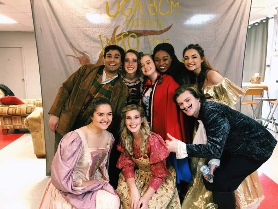 Cast Bonding: Making Friendships Last Far Beyond Closing Night