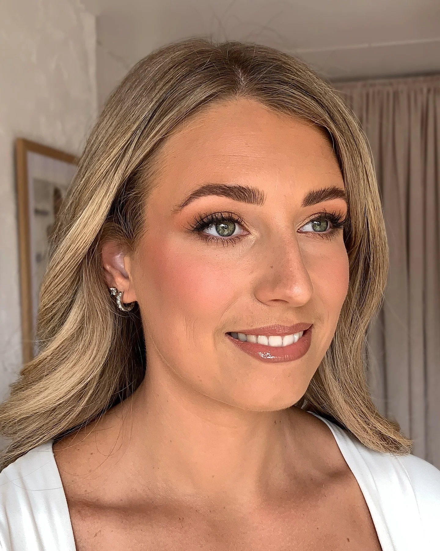 Perfection!
Makeup on Jazmine!! 

.
Key products:
@charlottetilbury FlawlessFilter
@faceatelier ultra foundation
@itcosmeticsau ByeByeUndereye 
@narsissist Radiant Creamy Concealer
@meccamax Off Duty Contour Stick
@janeiredale_australia Glow Time Bro