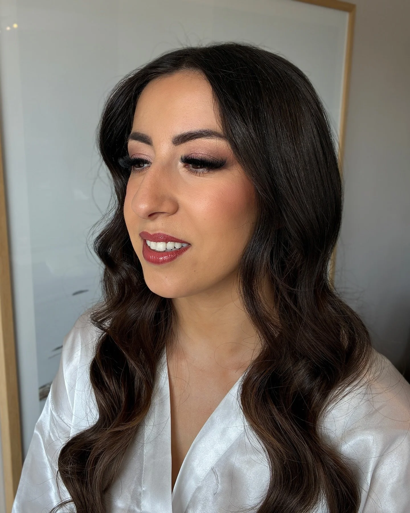 @antoinette.dedes looking absolutely gorgeous on her wedding day. It was an absolute pleasure to be a part of it. 🩷
Hair by @amberwhitehairstylist 
.
.
#jaynellelording_makeup #jaynellesmakeup #melbournemakeupartist #morningtonpeninsulamakeupartist