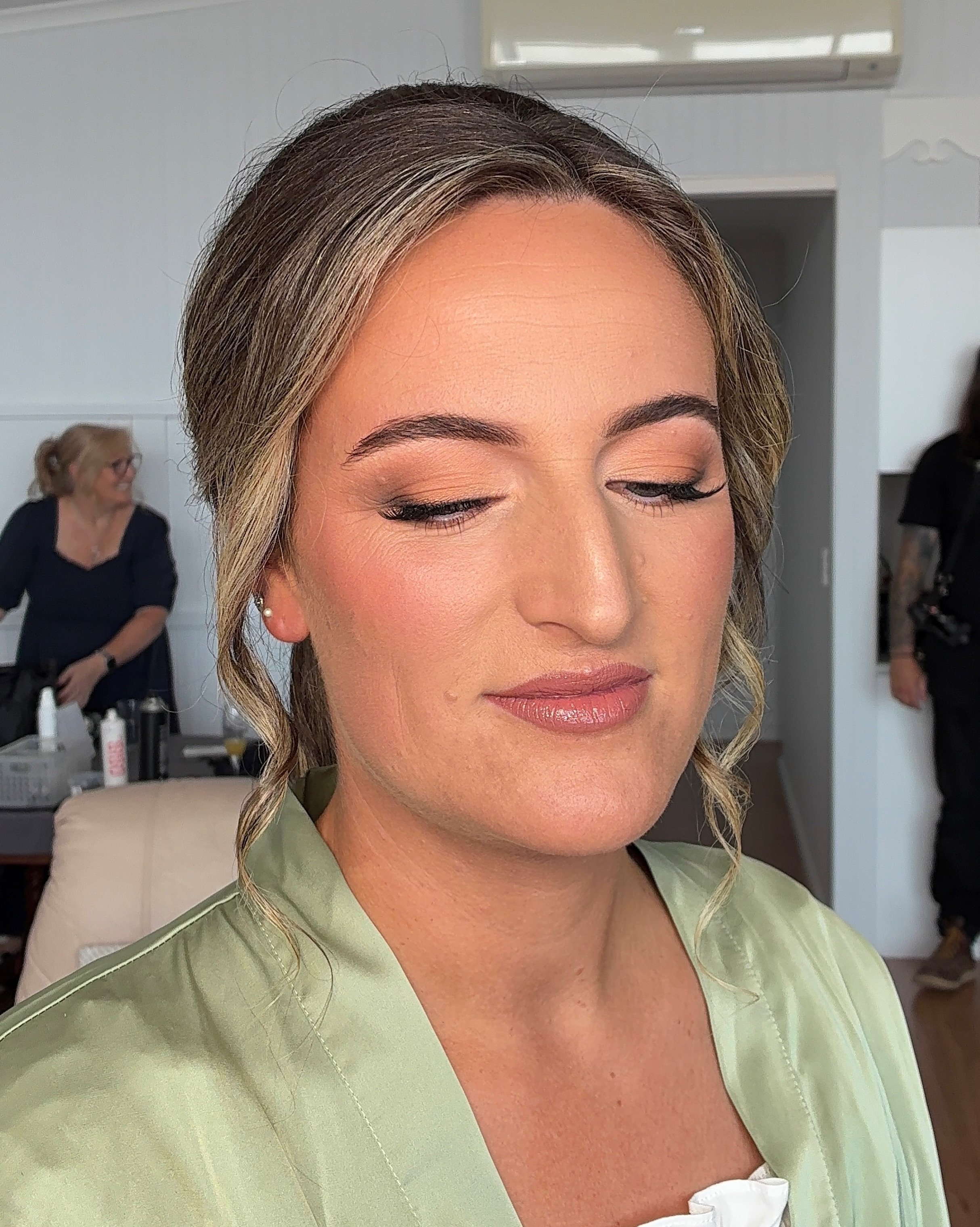 Bridal party glam.
.
Makeup @jaynellelording_makeup 
.
#jaynellelording_makeup #morningtonpeninsulaweddings #morningtonpeninsulamakeupartist #melbourneweddingmakeupartist