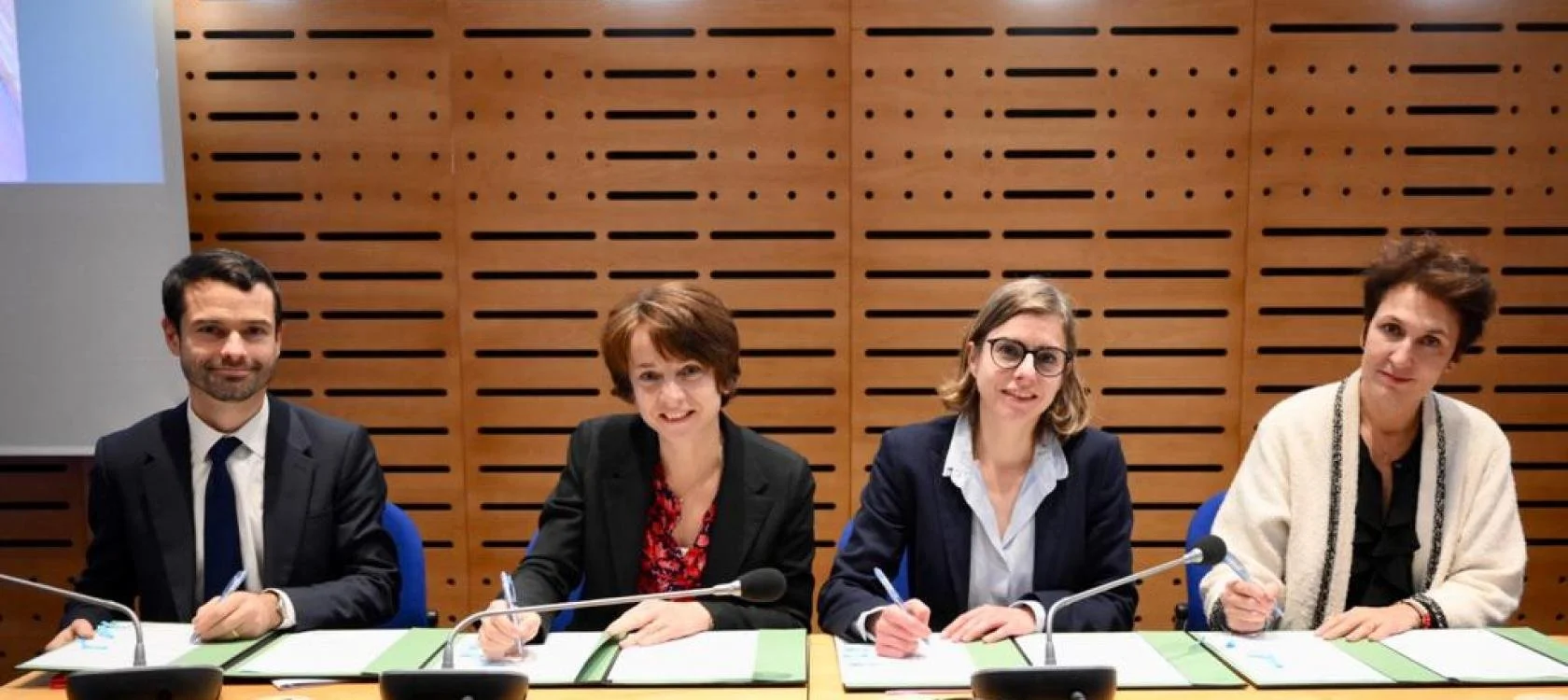 Signature des Women's Empowerment Principles entre le groupe AFD et ONU Femmes 