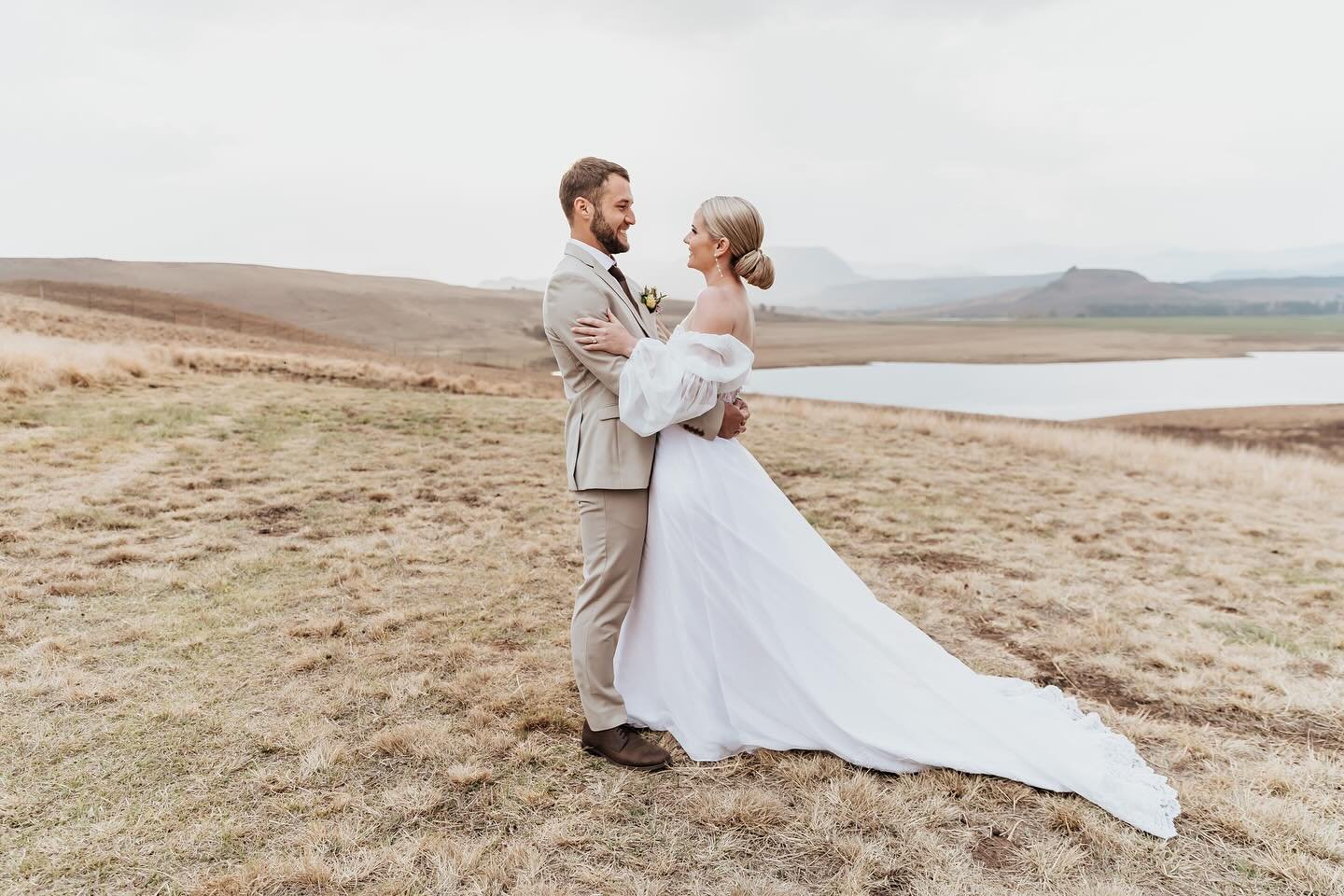 &ldquo;Jonathan &amp; Ane&rdquo; 

Venue - @glencairn.weddings 

Can&rsquo;t wait to share more on this beautiful couple! But for now here&rsquo;s a fav 🔥 

&bull;
&bull;
&bull;
#weddingphotographer #groom #bride #instawedding  #bridetobe #lovestory