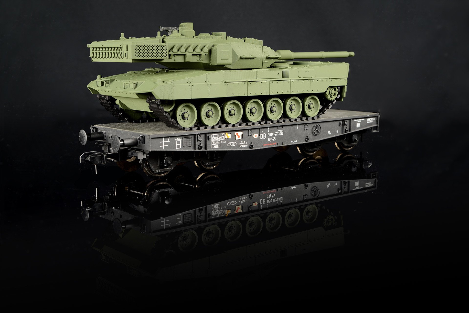 Leopard 2A7 + SSY45.jpg