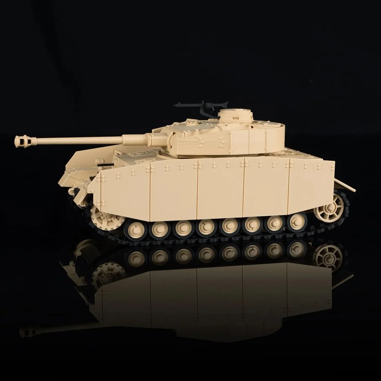 Panzerkampfwagen4_Ausf.H_web.jpg