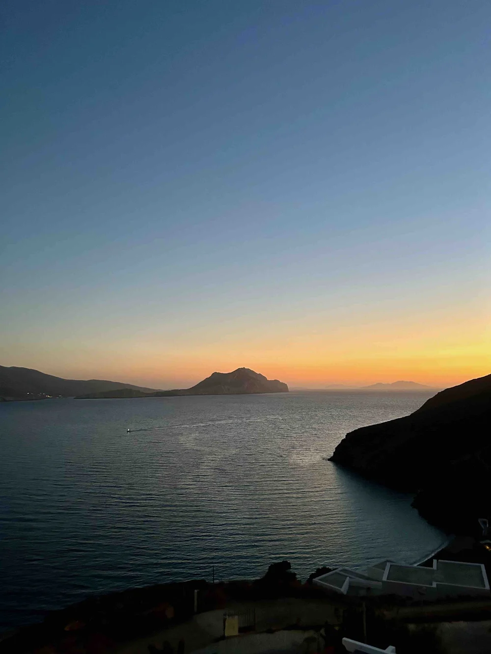 sunset hotel aiegali.jpg