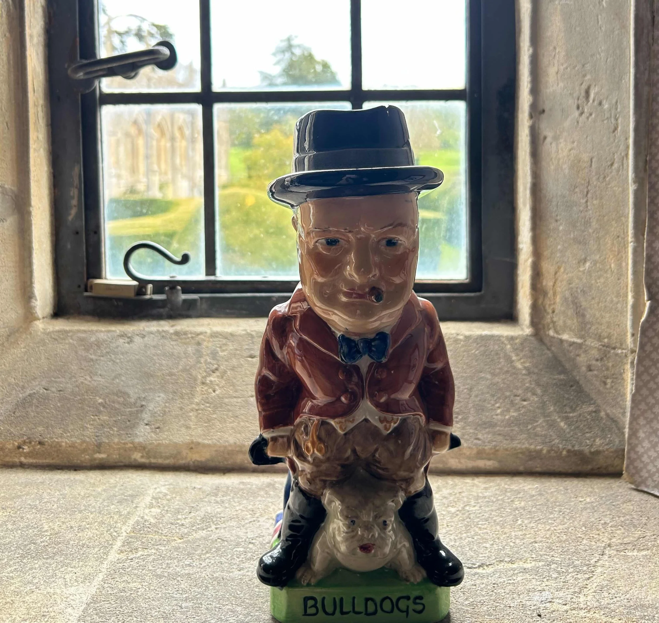 Churchill sudelay.jpg