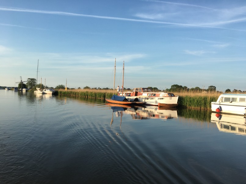 the-river-thurne-in-the-evening copy.jpg