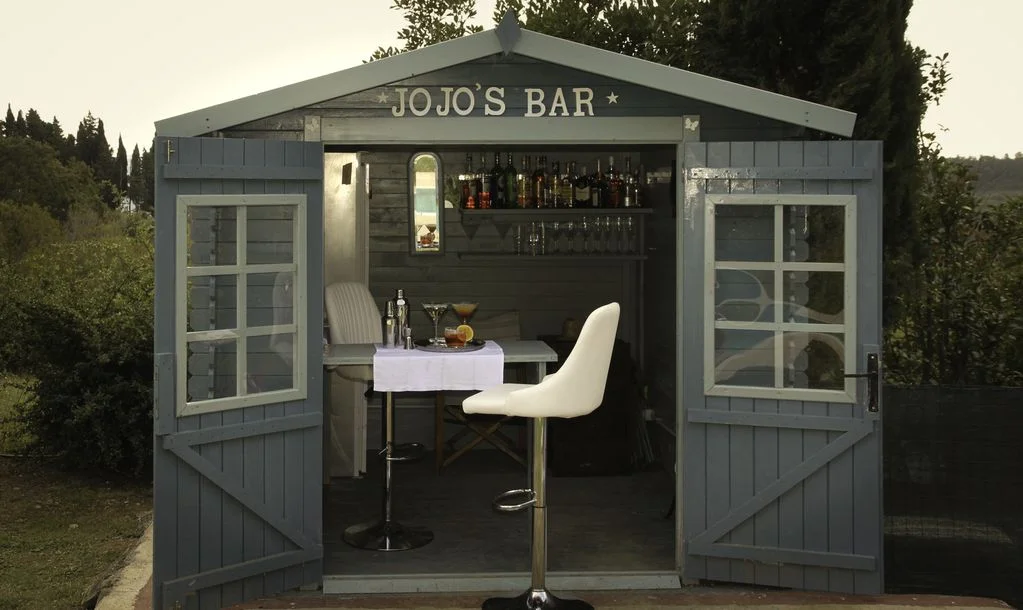 jo's bar2.jpg
