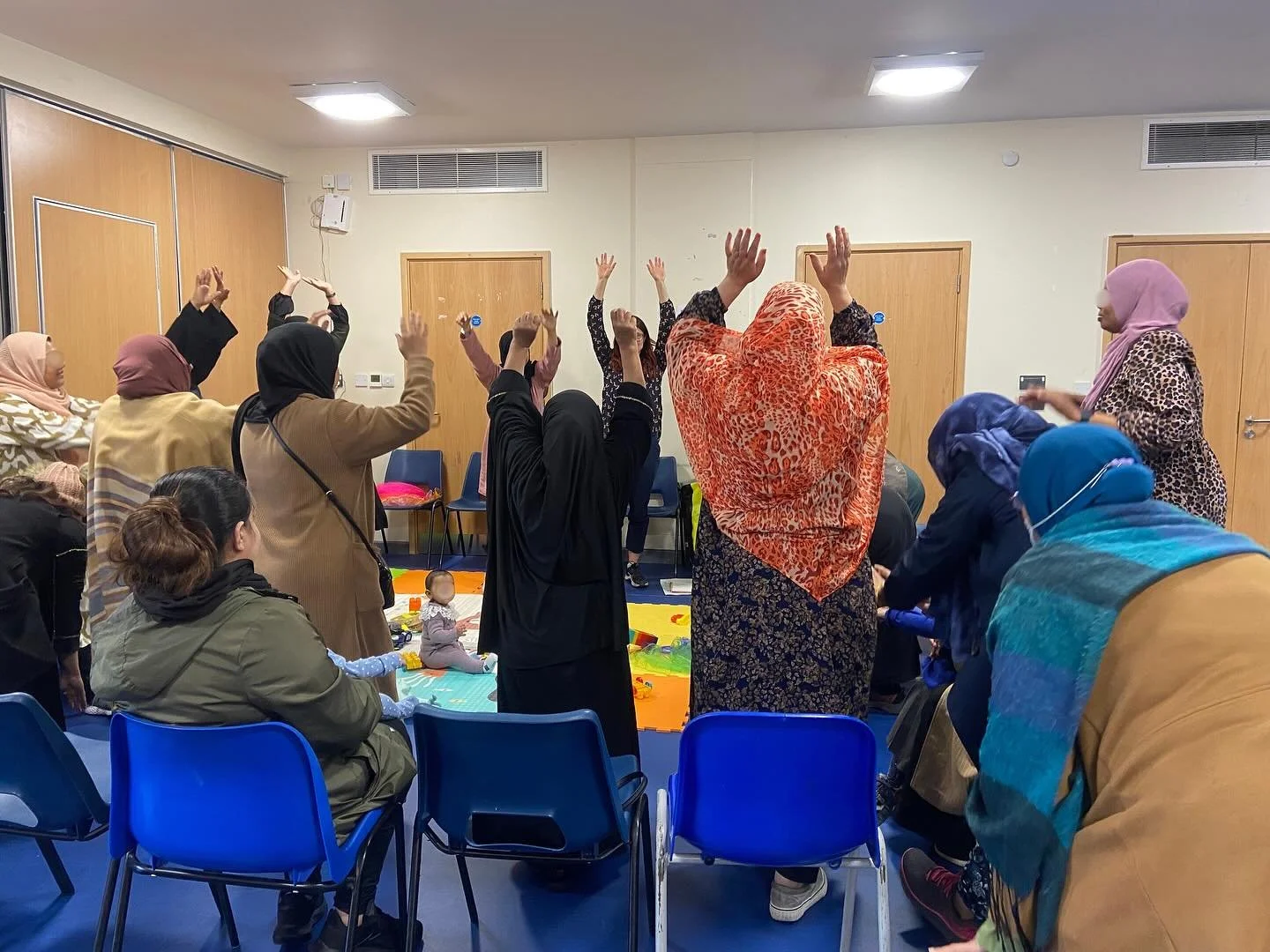 WELLBEING GROUP FOR WOMEN &ndash; Tower Hamlets 

Join our free drop-in sessions for women and their children every Friday, 10am&ndash;1pm at Collingwood Community Centre (Barnsley St, E1 5RB). Enjoy a relaxed and welcoming space with plenty on offer