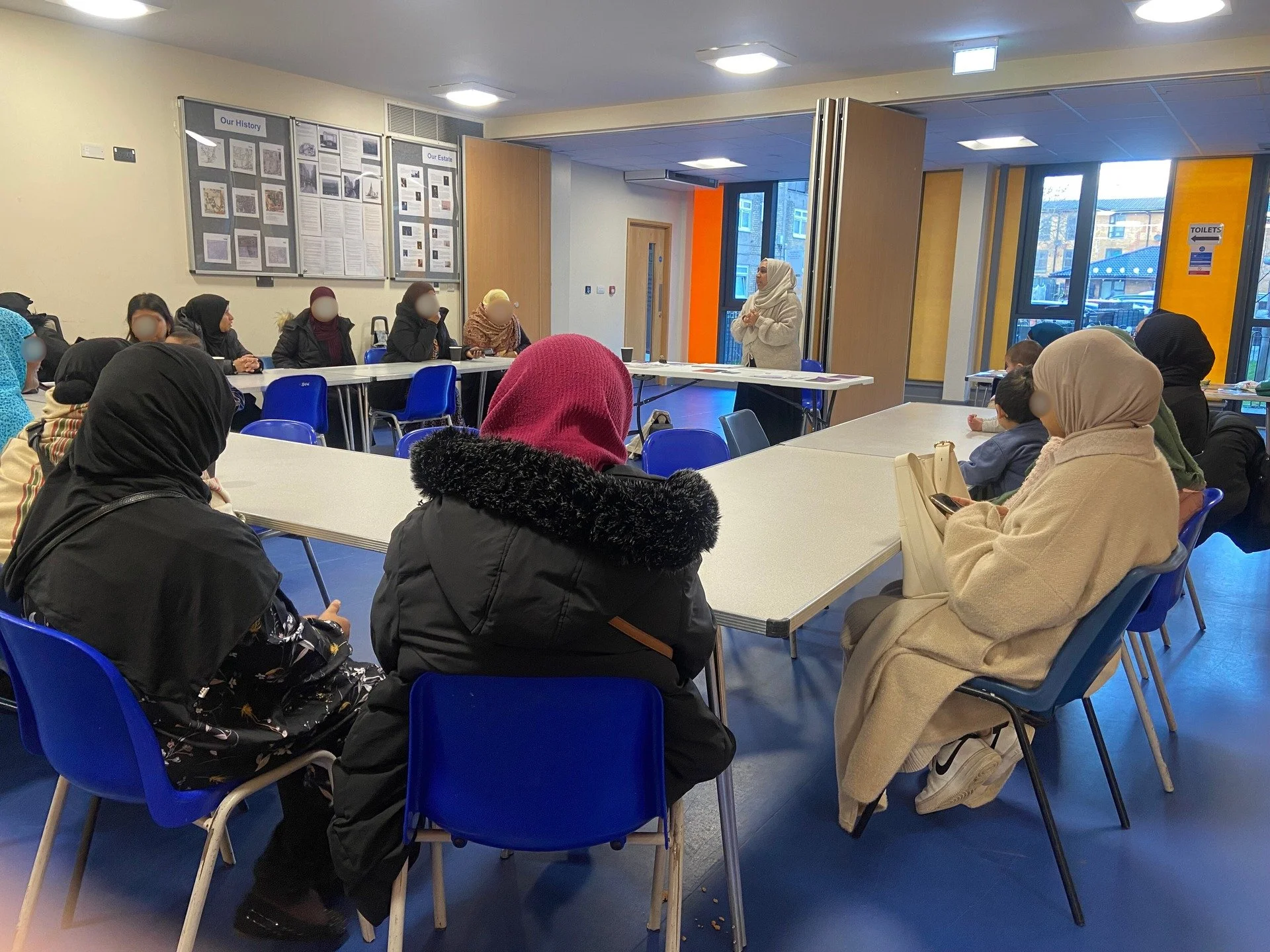 Busy Sessions at Our Wellbeing Group for Women! 

Last week, we had some brilliant students from School 21, Stratford join us to help set up books for the families who attend our sessions. We also hosted an important Domestic Abuse Workshop delivered