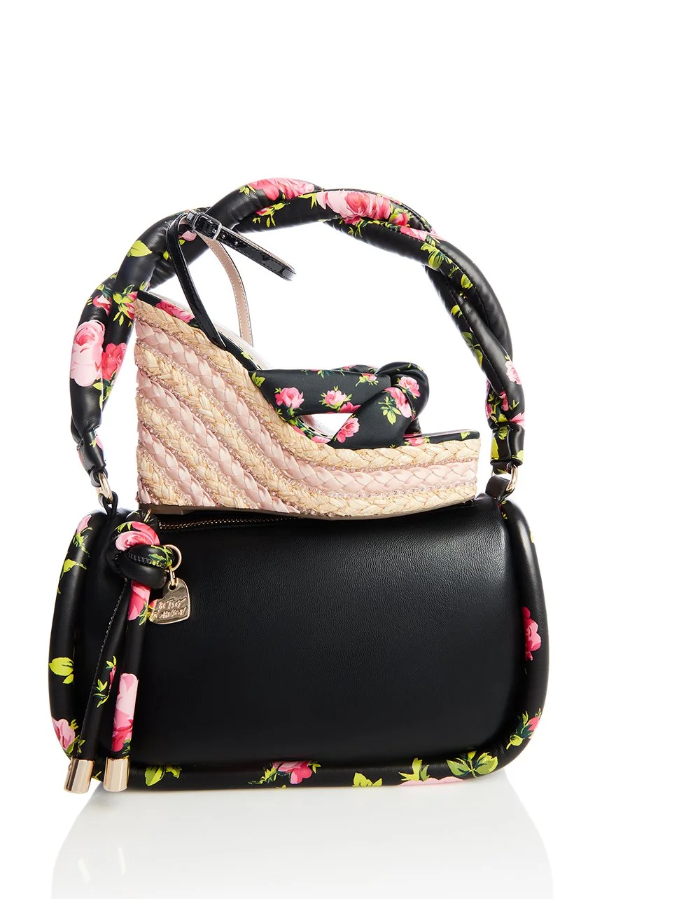 BETSEY_2023_Q2_STILLS_24_PANSIE_BJ34585N_DONT-GET-IT-TWISTED-BAG_0406.jpg