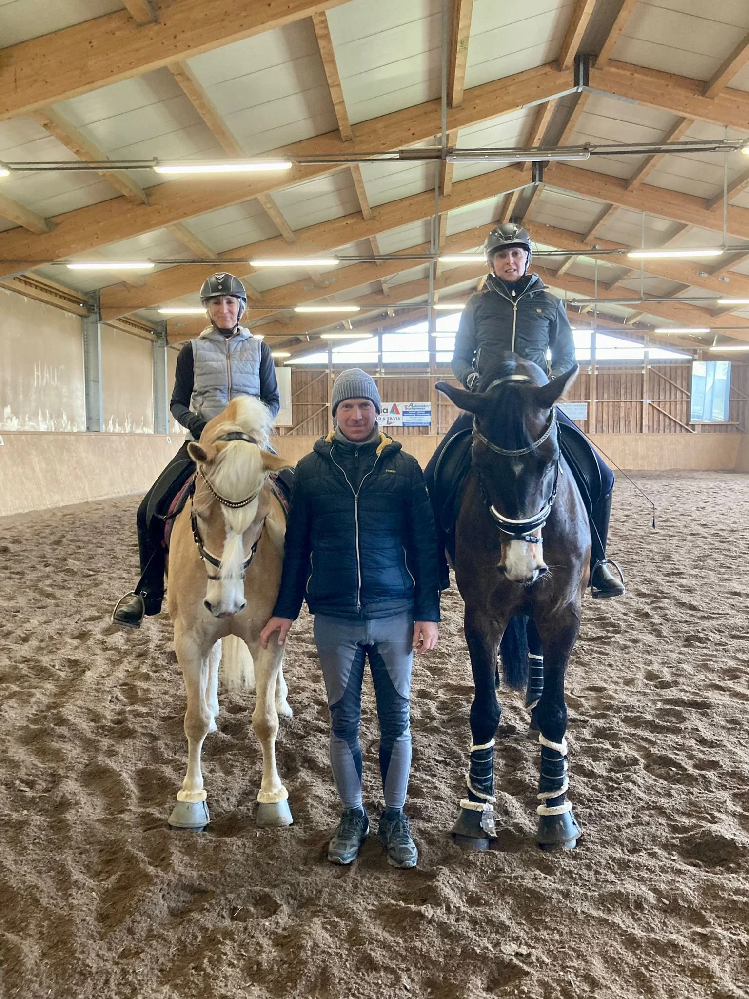 WhatsApp Image 2022-04-11 at 09.22.16 (6).jpeg