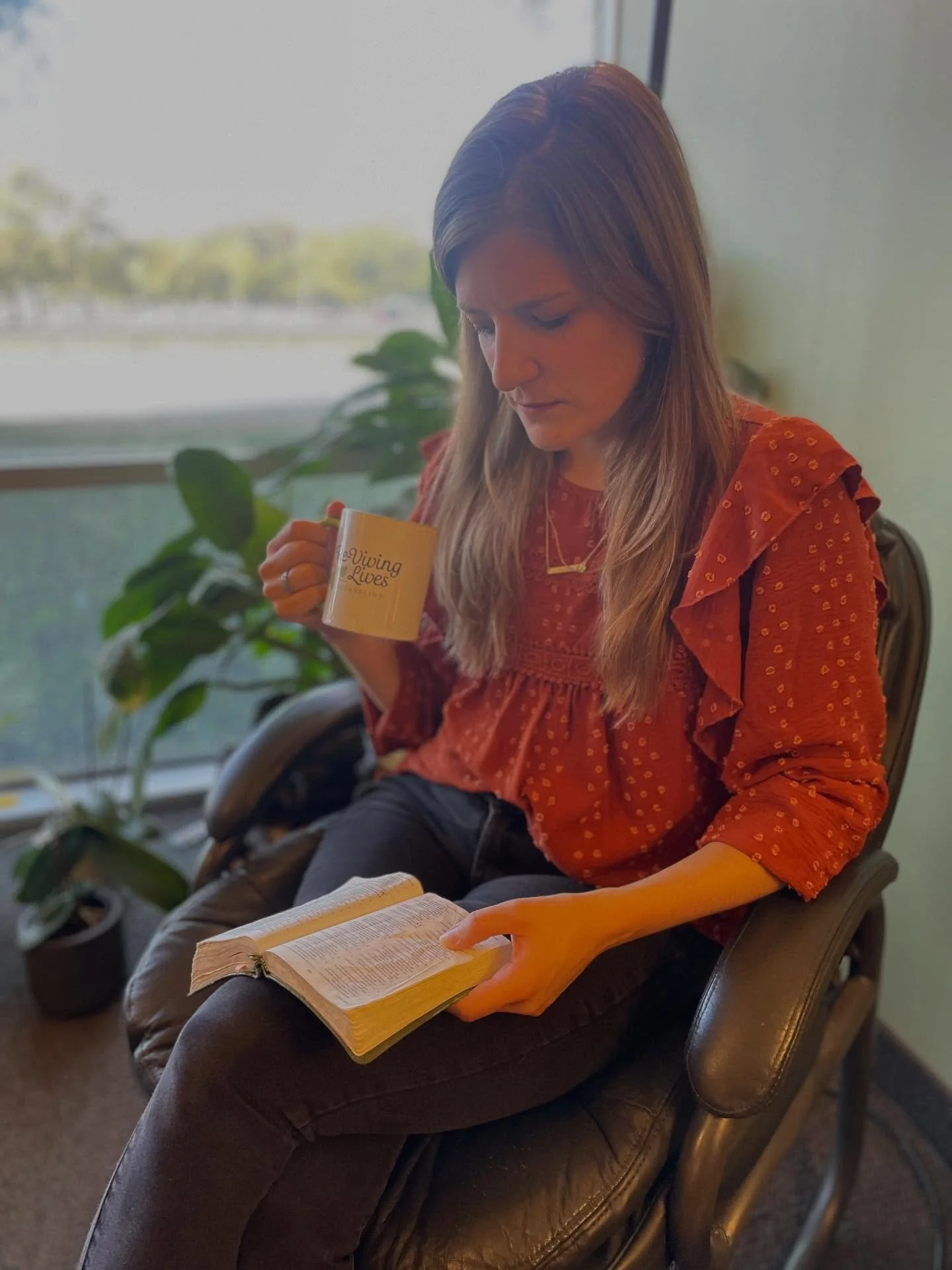 Swipe to find out what our BLOG is all about!👉🏻

If you haven&rsquo;t heard, we are bringing back the blog after some time away(Rachel has been a little busy with writing her book👏🏻)! Tap the link in our comments for access to the blog post!