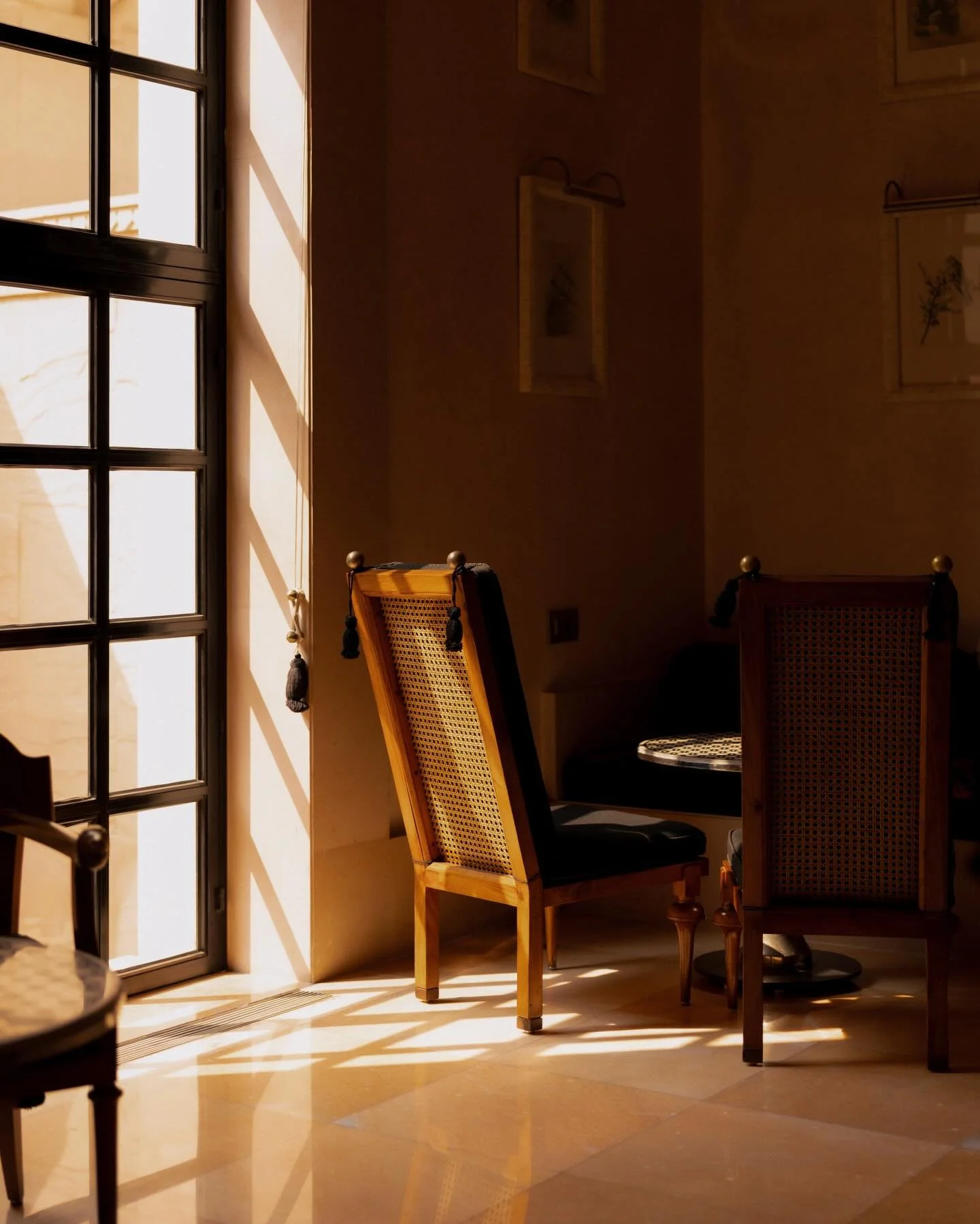 Chair love @amanbagh&hellip; 🤎🌿