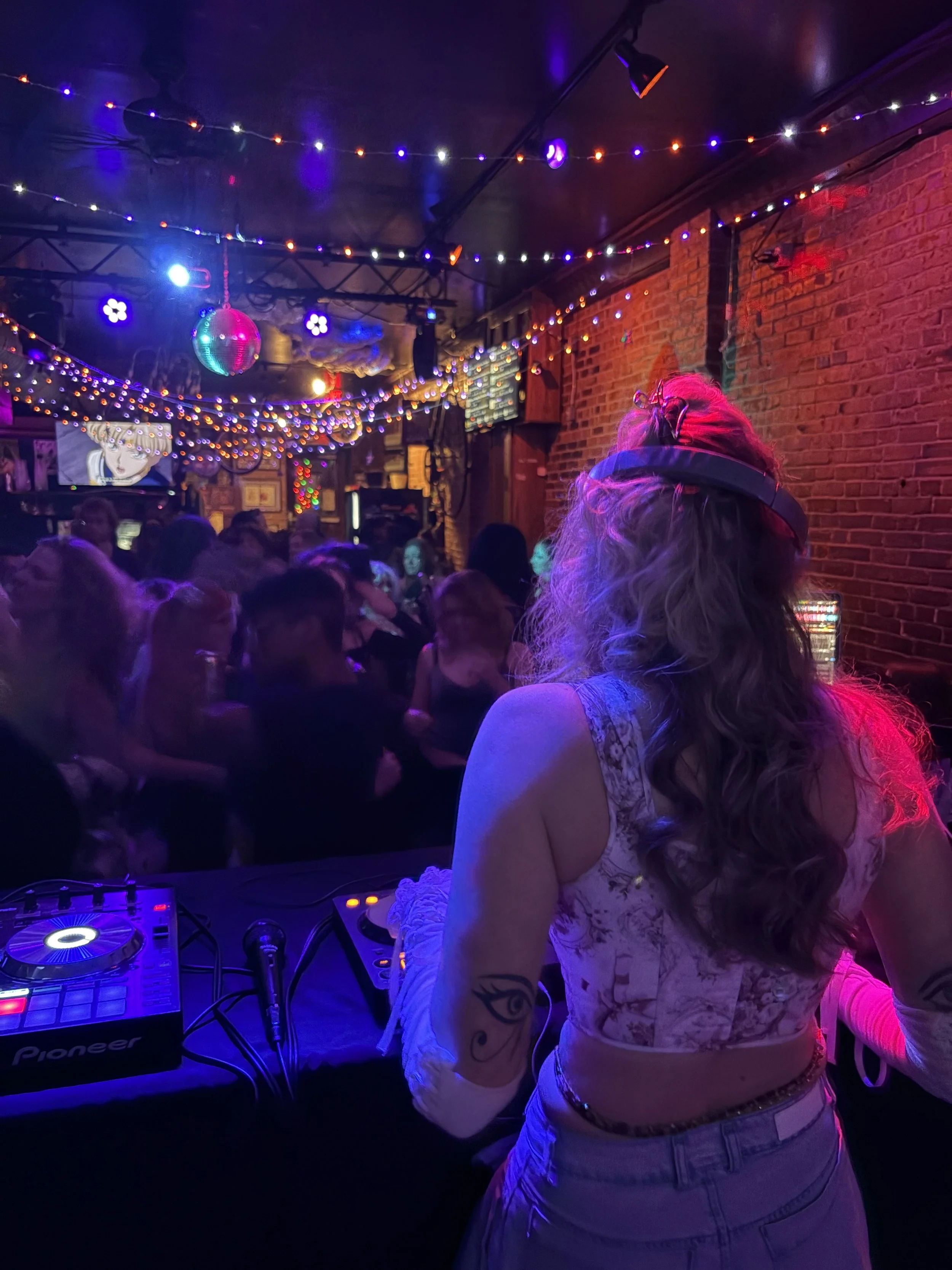 Handlebar DJ with DJ Jillian