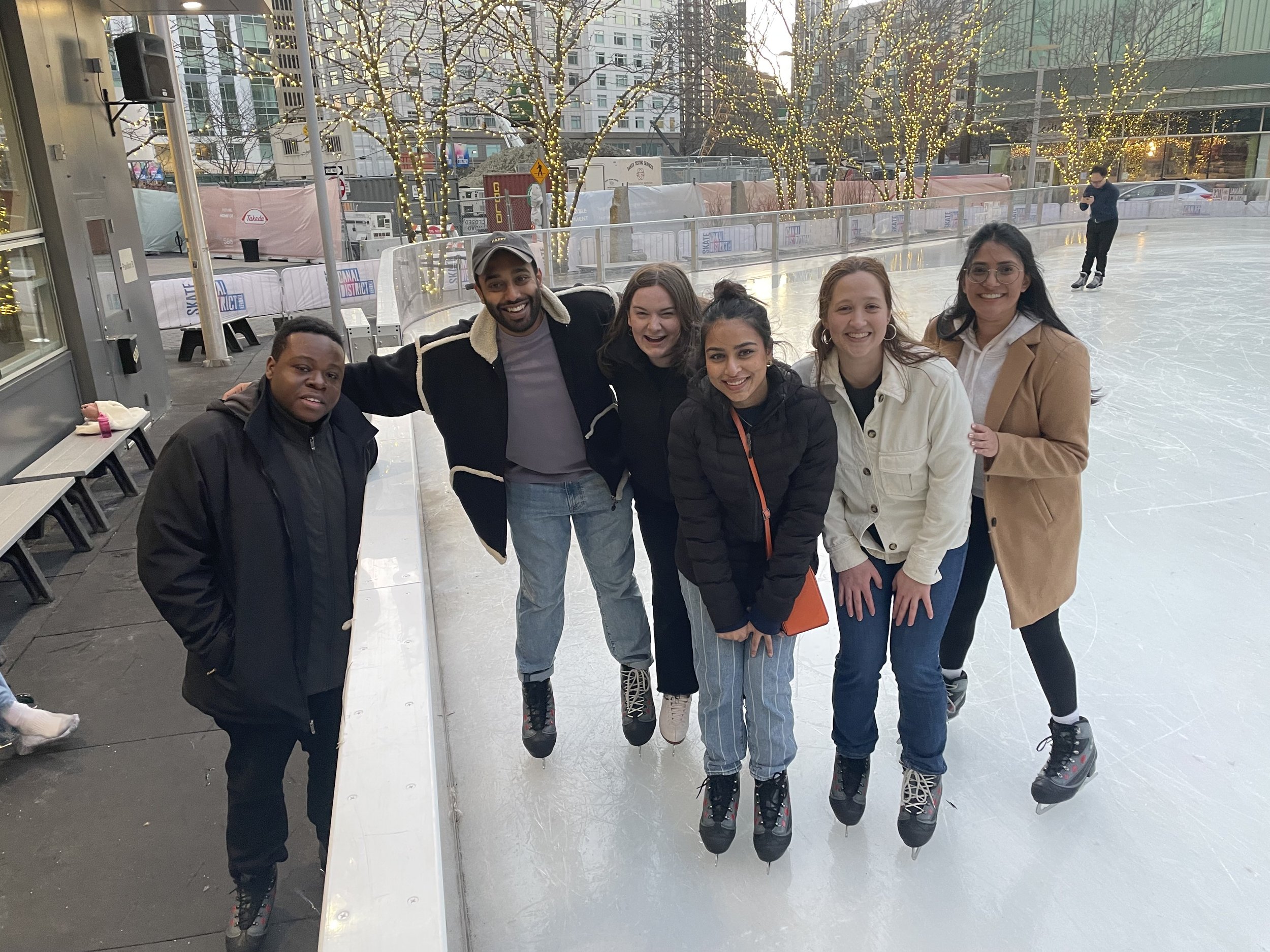 HERLab Ice Skating 2023.jpg