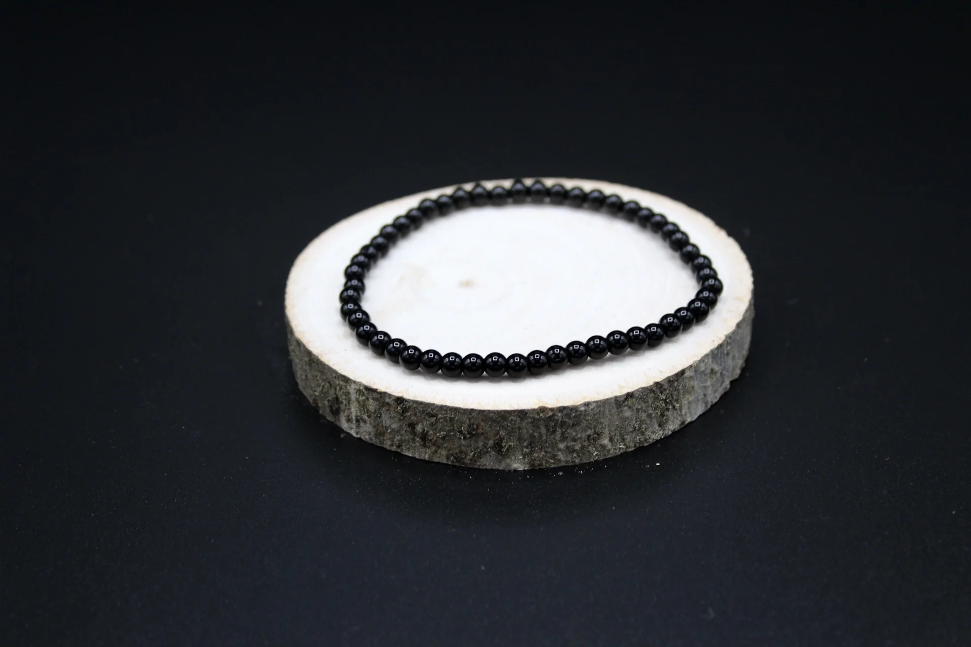 black onyx 4mm.jpg
