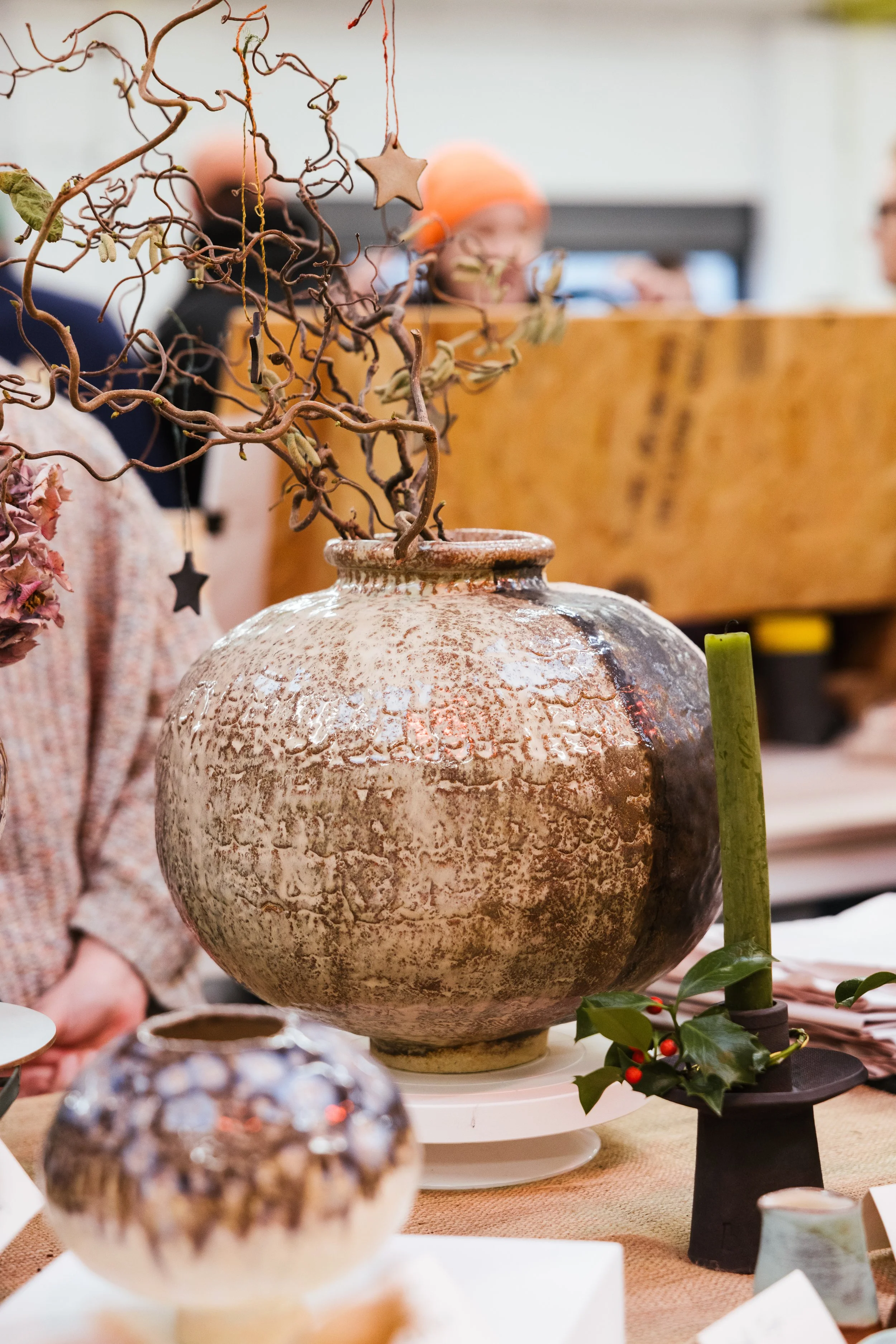 2025-12_sunken-studio-christmas-market_finished-pots_021.jpg