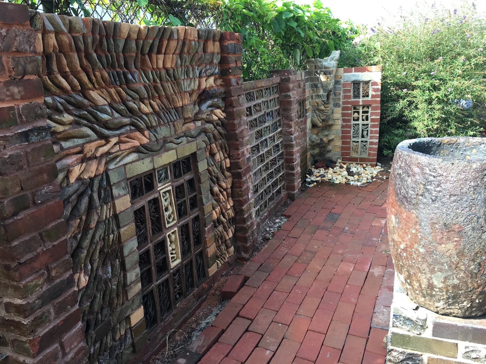 Animated Fountain Wall