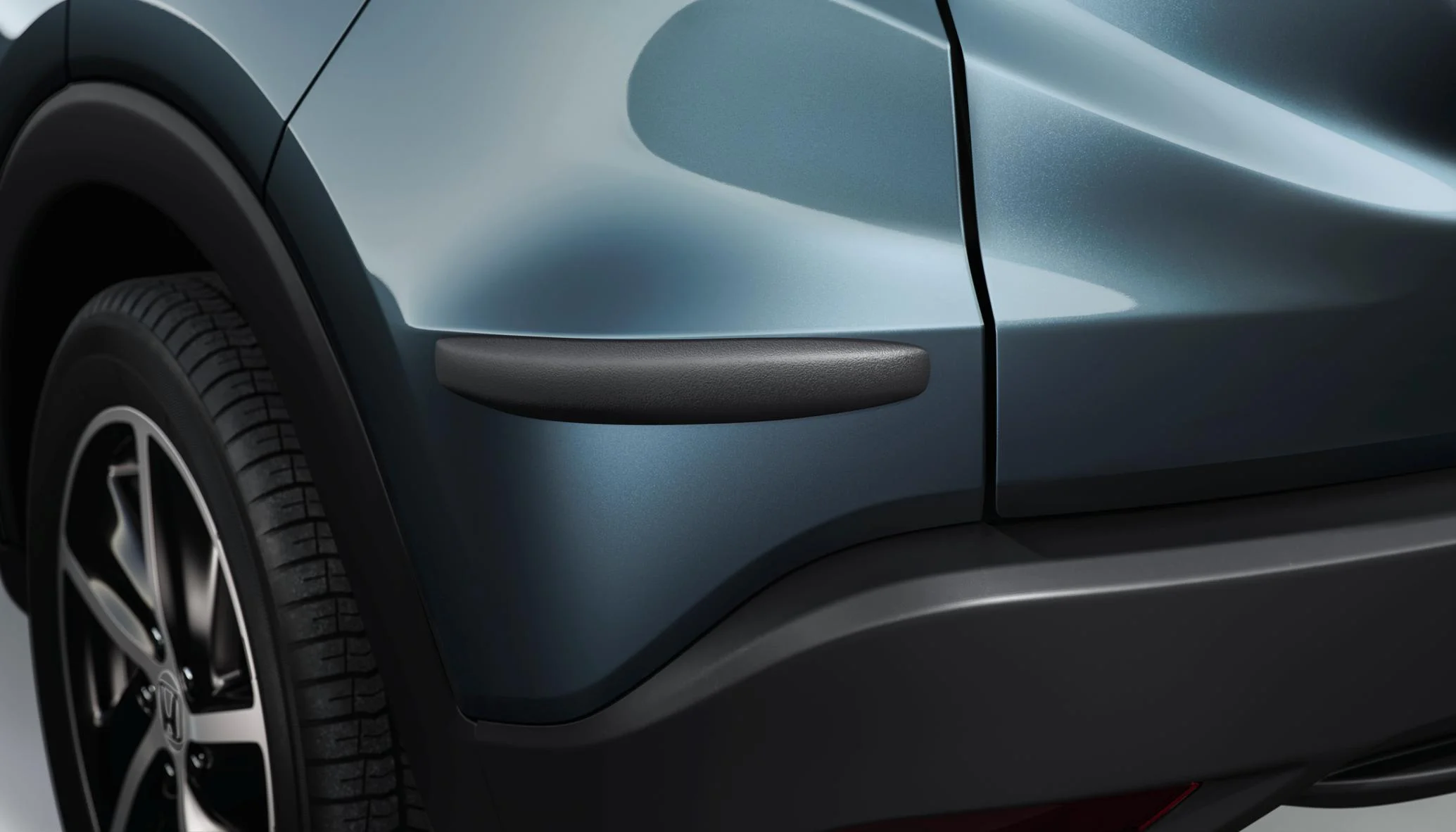 Honda_HRV_2019_Protetor_PC_Tras_Lateral_Borracha_F01.jpg