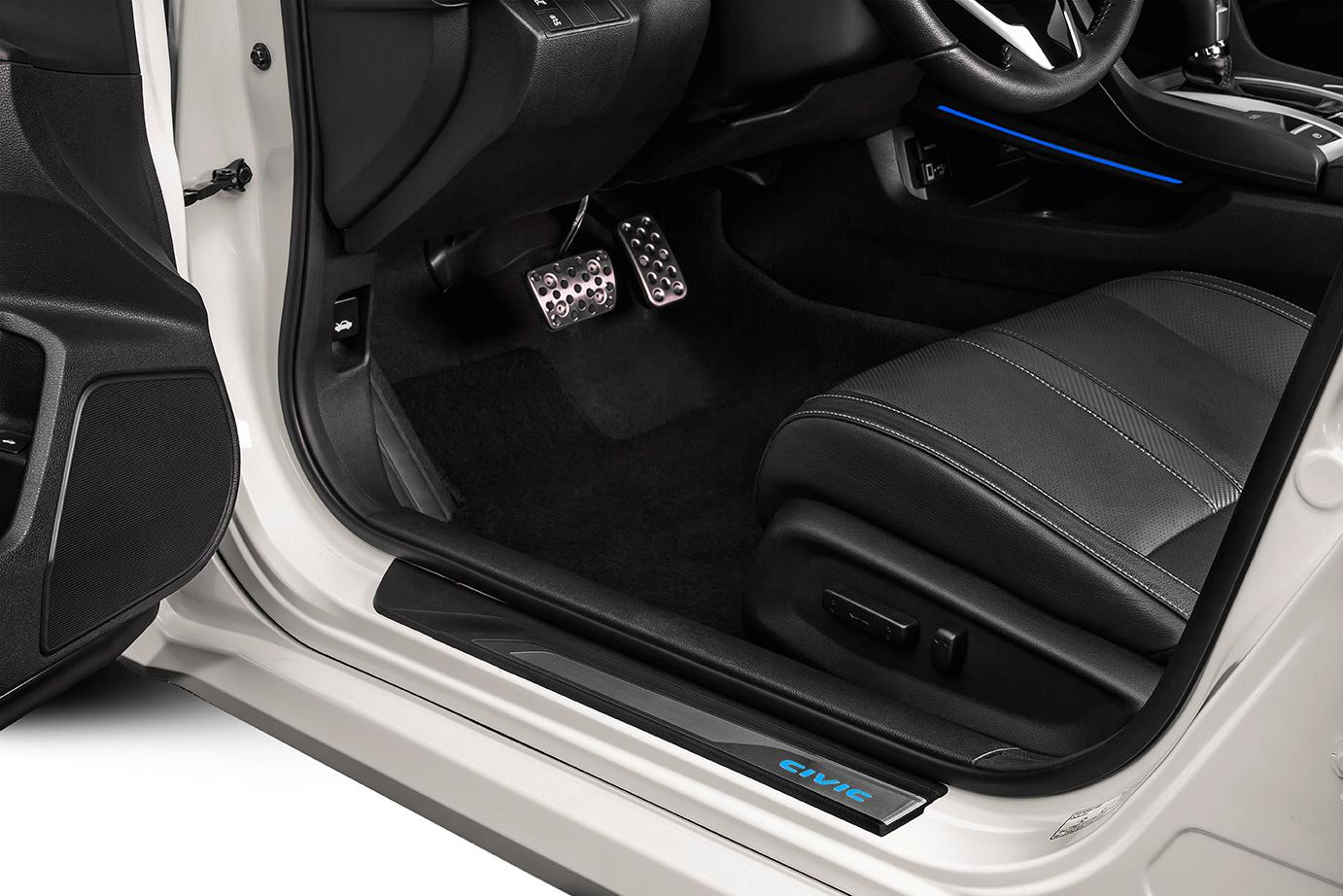 Honda_CIVIC_2018_Soleira_Pedaleira_Interno.jpg