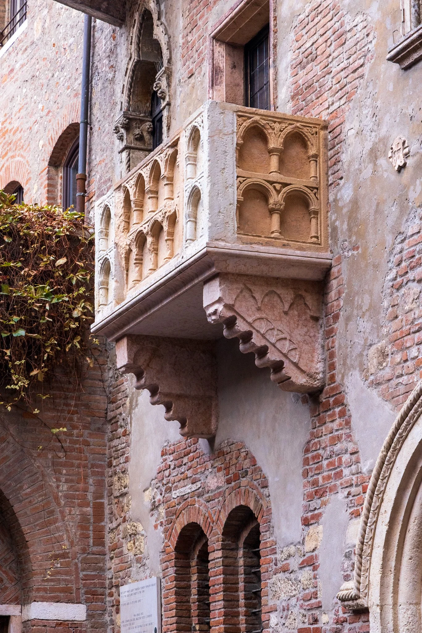 Verona, Italy__L9A9560_September 18, 2023_00060.jpg