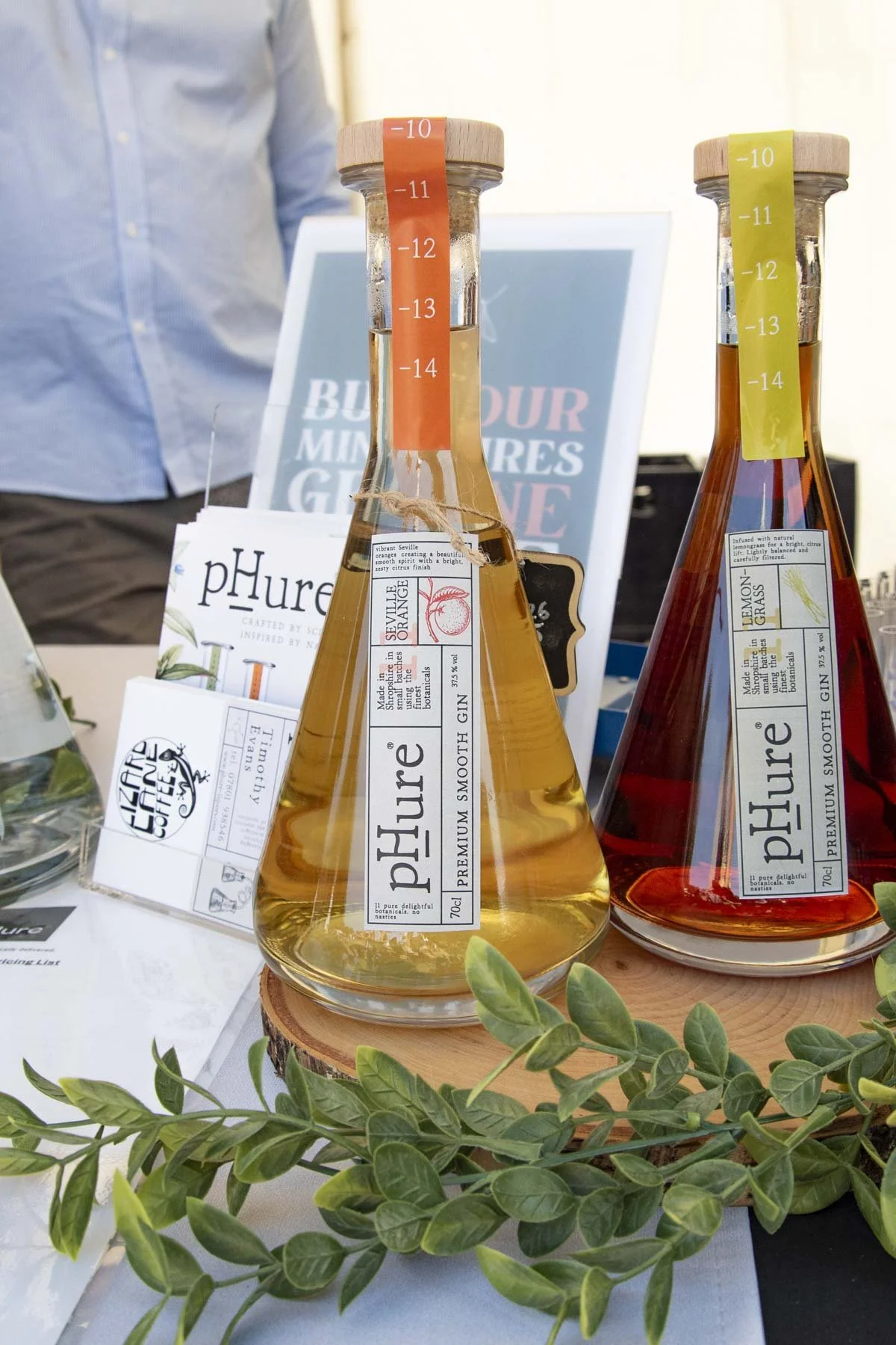 Commercial product packaging and e-commerce visual assets by Welly Pictures