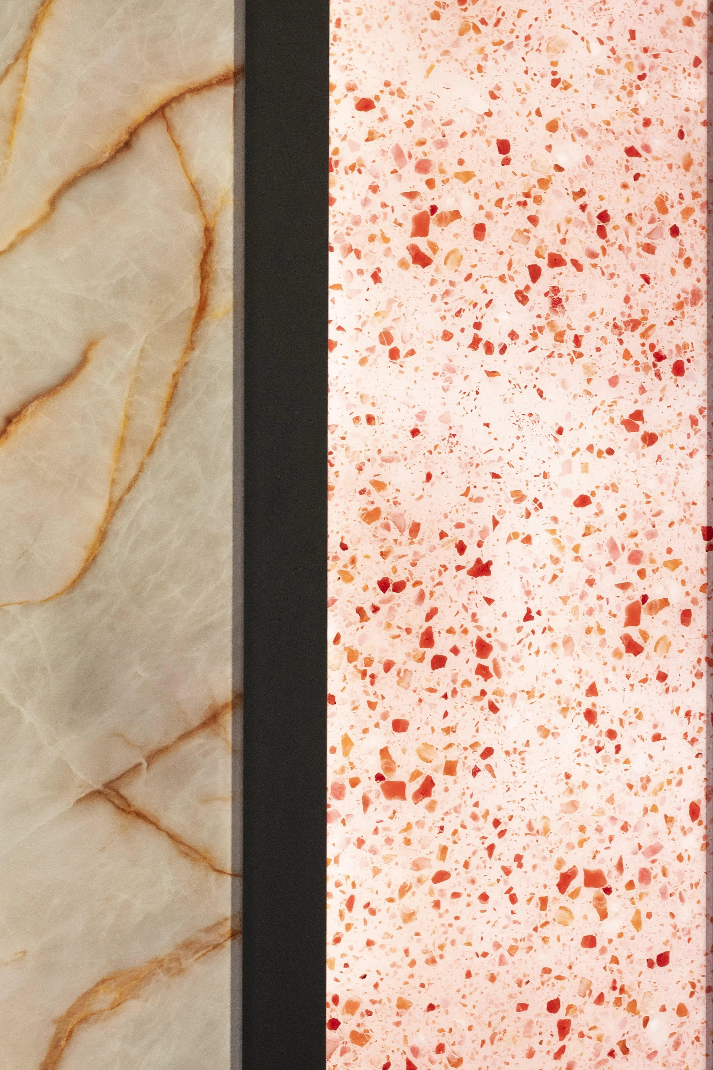 Marble panel with gold veining in warm tones_BRITEtek