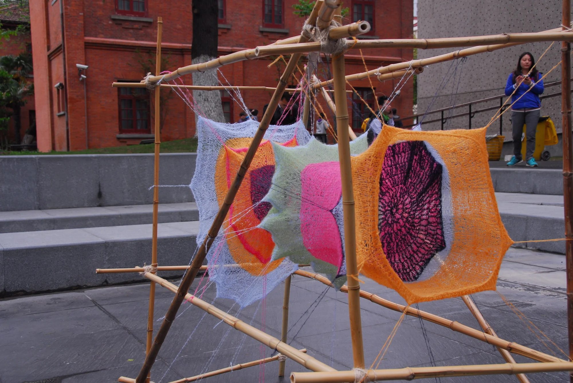 Air Hug &amp; Snugger