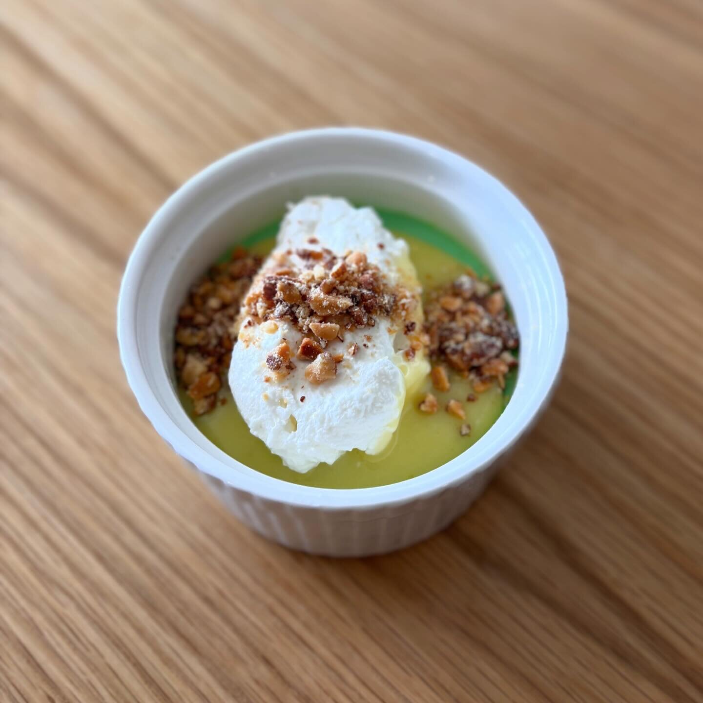 Our newest panna cotta // Pandan Panna Cotta 🍮

Pandan Panna Cotta (Italian custard), lime curd, coconut whipped cream, topped with a sesame almond crumble. 

Think Pandan (Southeast asian leaf often used for sweet treats) fused with key lime vibes.