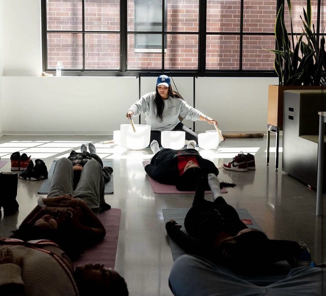 🌿 The Healing Power of Sound 🌿

Ever wonder why music or soothing sounds can instantly calm your mind and soul? 🎶 Sound healing taps into the vibrations around us, aligning our body, mind, and energy. It&rsquo;s like tuning your personal frequency
