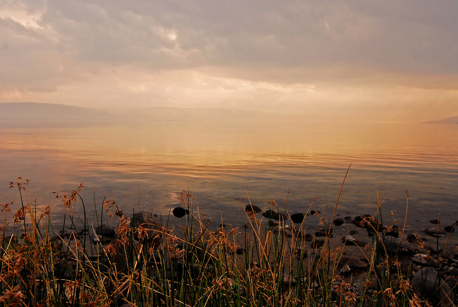 Sea-of-Galilee_Morning_Sunrise_Water_Reflection_Israel.jpg