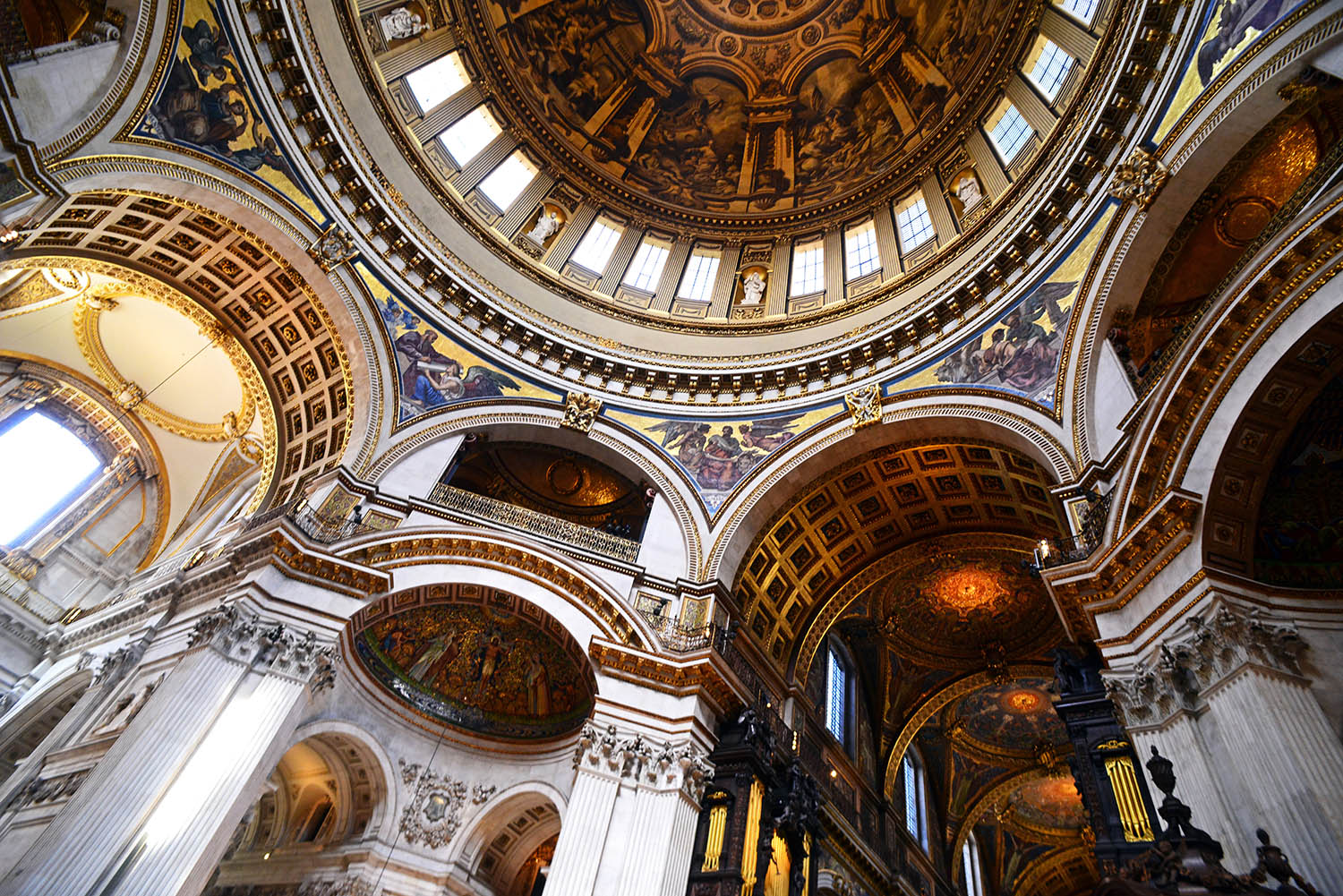 Saint_Pauls_Cathedral_Church_Interior_Ornate_Dome_London, England.jpg