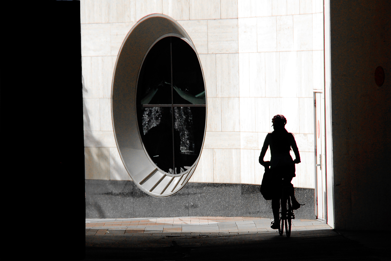 Woman_Biking_Biker_Commute_Commuter_Silhouette_Seattle_Washington.jpg