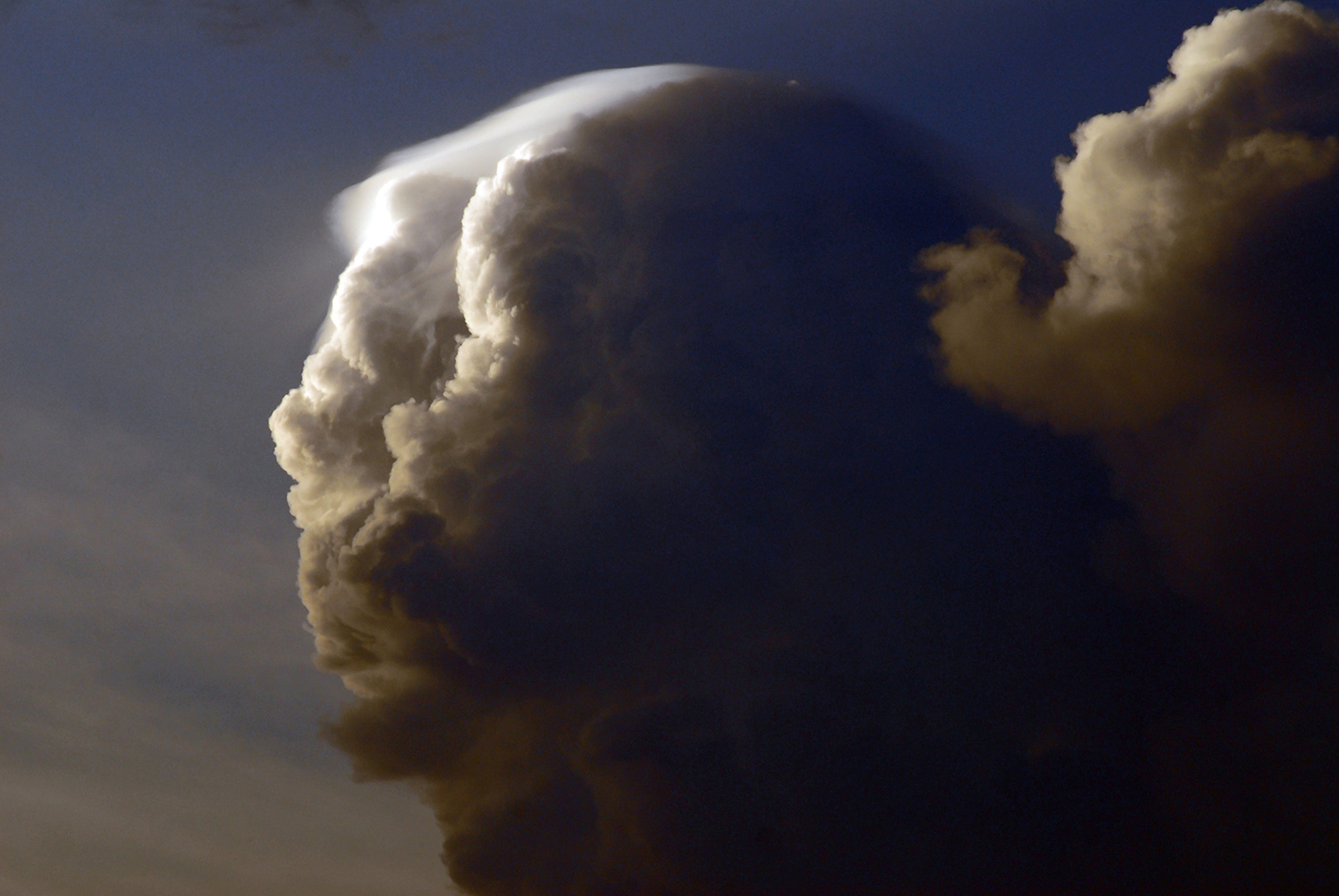 Storm_Cloud_Dramatic_Formation.jpg
