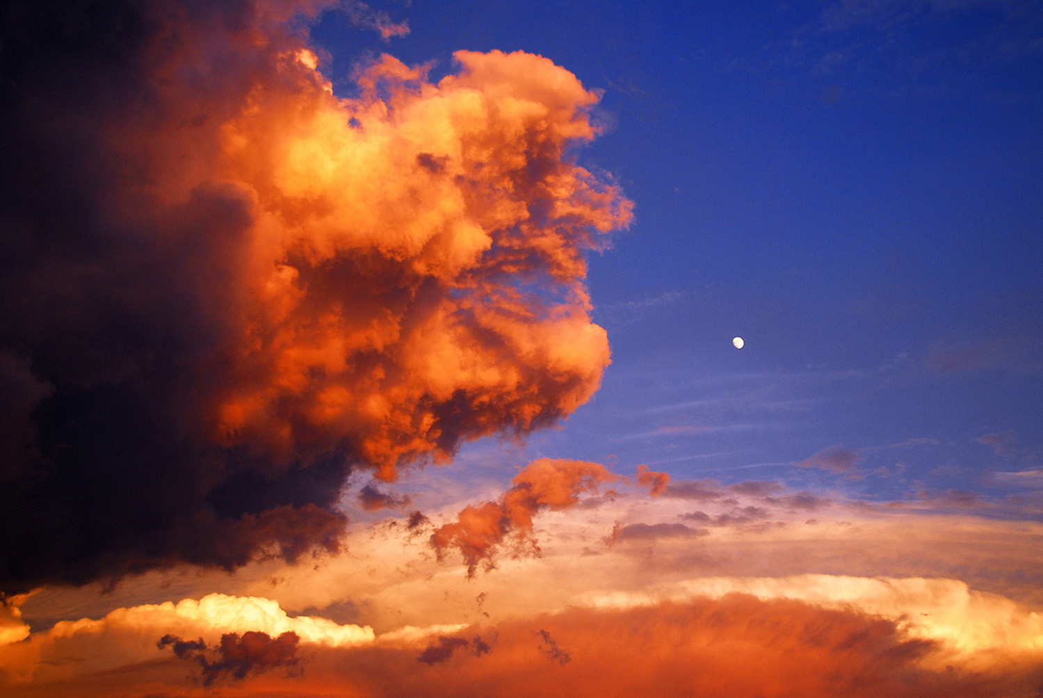 Sunset_Clouds_Orange_Dramatic_Formations_Moon.jpg