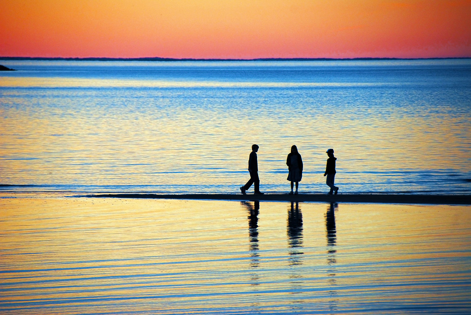 Cape_Henlopen_State_Park_Children_Kids_Calm_Water_Sunset_Silhouettes.jpg