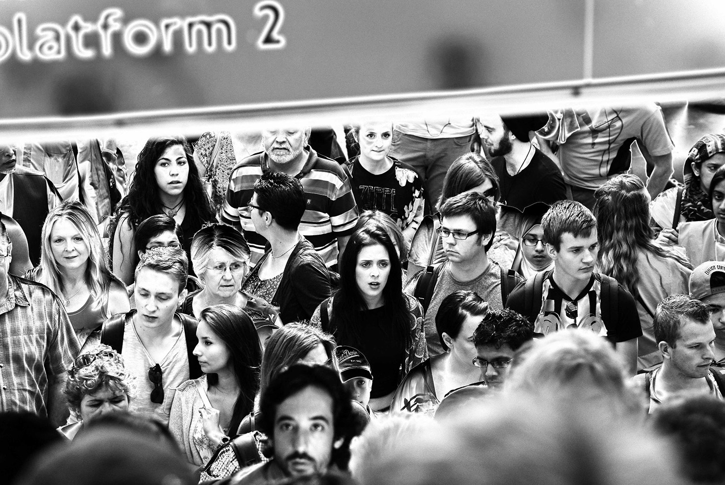Subway_Tube_Platform_Commuters_Tourists_London_Black-and-White.jpg