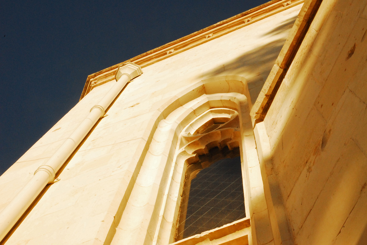 Architecture_Christ_Church_Exterior_Building_Detail_Worship_Jerusalem_Israel.jpg