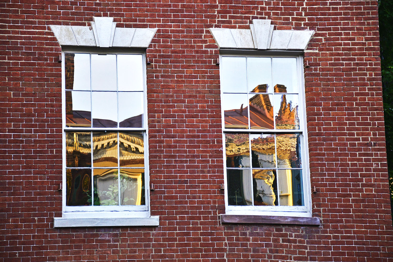 Windows_Brick_Wall_Reflections_Architecture_Old_Town_Alexandria_Virginia.jpg