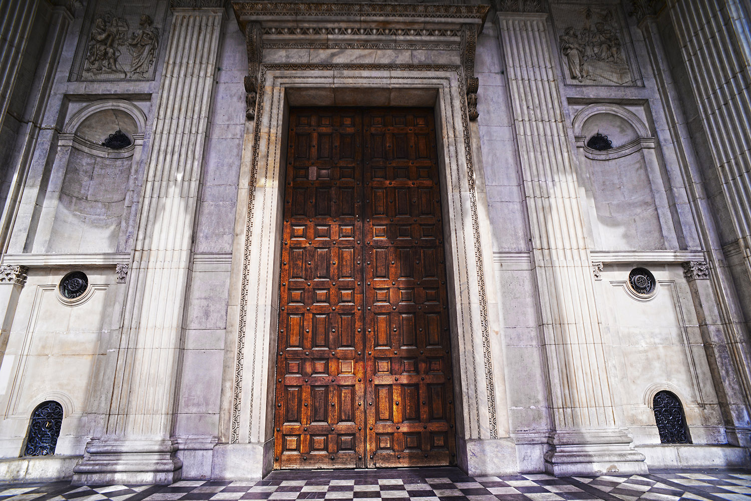 Door_Wooden_Marble_Entryway_Saint_Pauls_Cathedral_Tourism_London_England.jpg