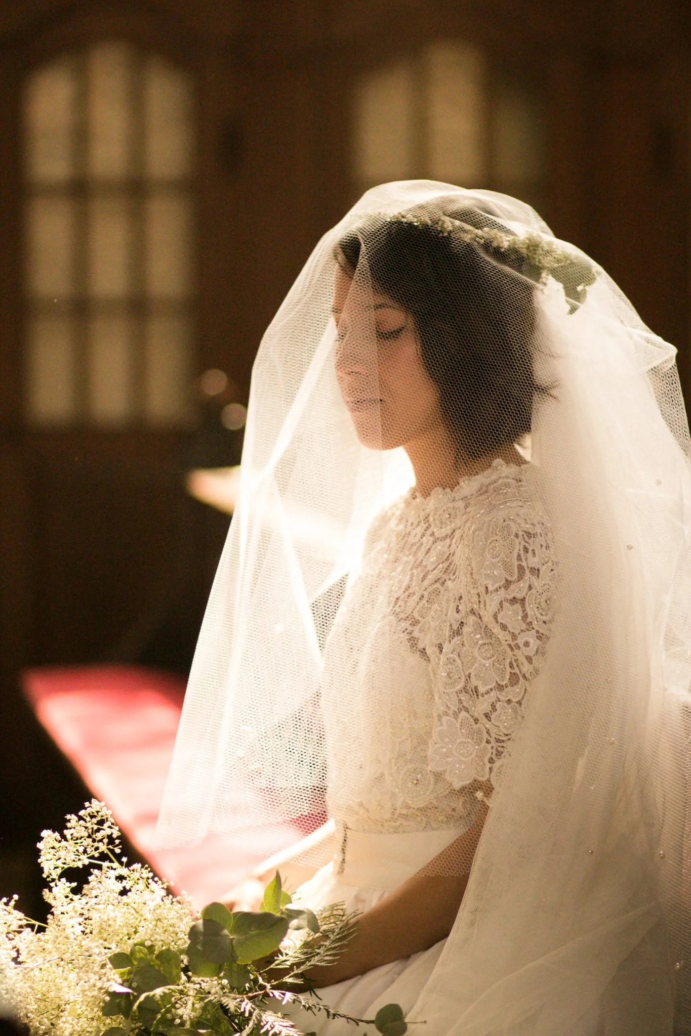 bridalshotinchapel.jpg