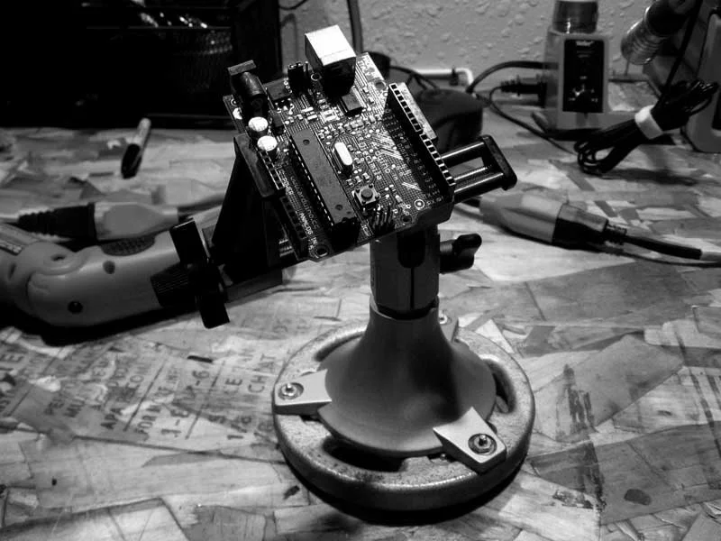 panavise_weight_3_bg.jpg