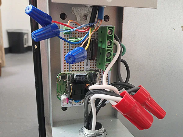Top: DS18B20 (black wire), CAT5 from Arduino (Blue wire). Bottom: 120v AC IN and compressor leads.