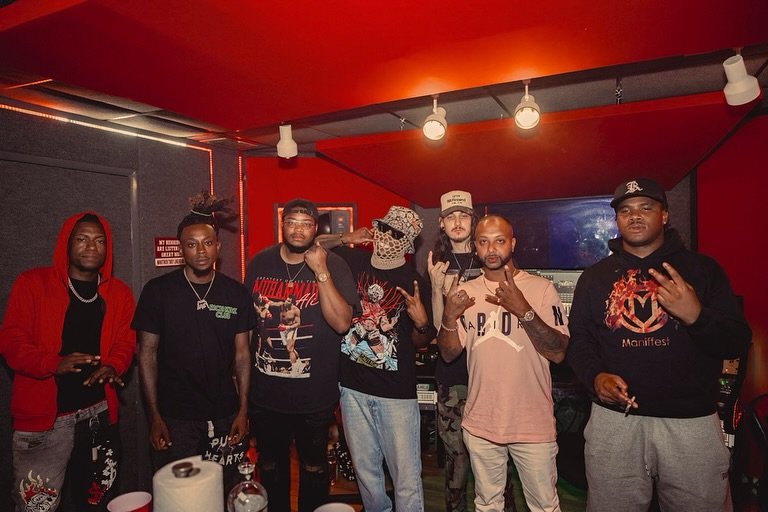 This month has been crazy! A lot of hits a lot of connections! I only work with the best! Here&rsquo;s a small take on what&rsquo;s been going on! I am grateful for the opportunity&rsquo;s life has provided me with. Many more great things to come! Av